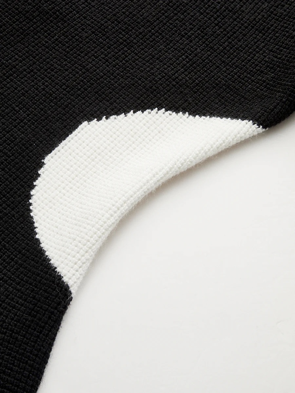 Commense Contrast Ruffle Hem Button Cardigan - Picture 8 of 16